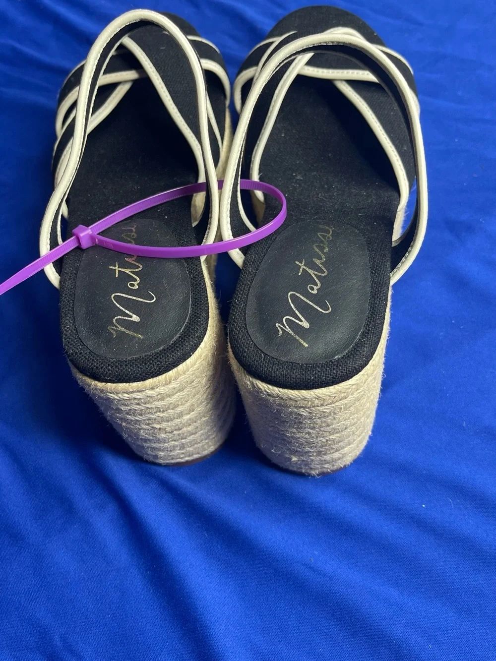 New Matisse Palm beach Black Canvas Espadrille Wedge Sandals w/Cream Trim size 9